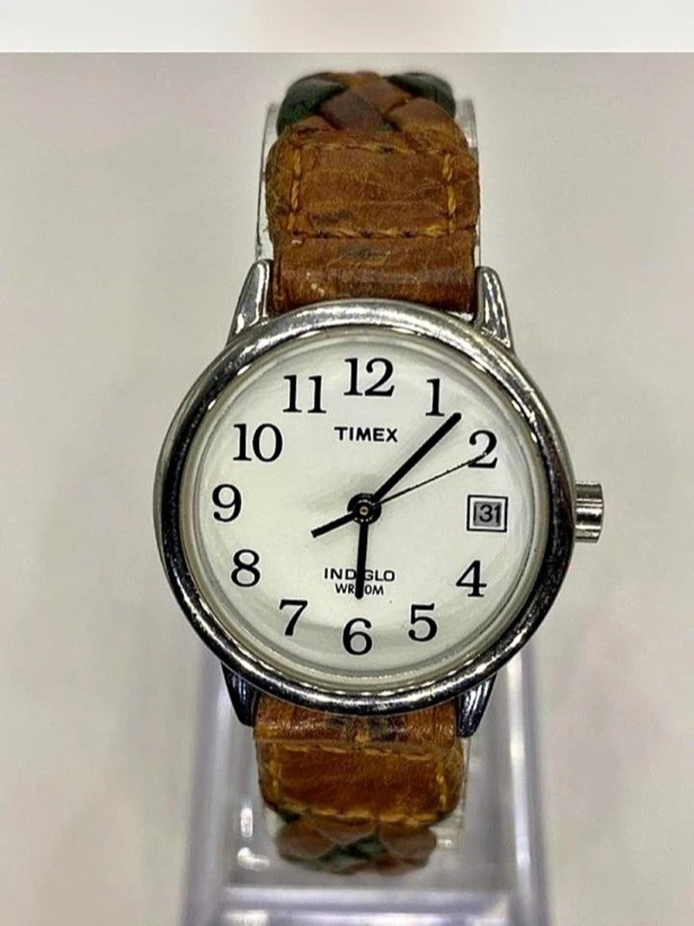 Ladies ^^^ Timex  *** Indiglo WR30M Quartz Watch  ^*^  Date / Tan / Silverwear *
